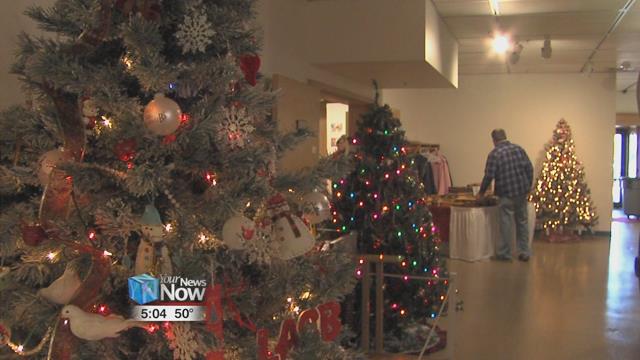 Allen County Museum's Christmas Tree Festival - Hometownstations.com